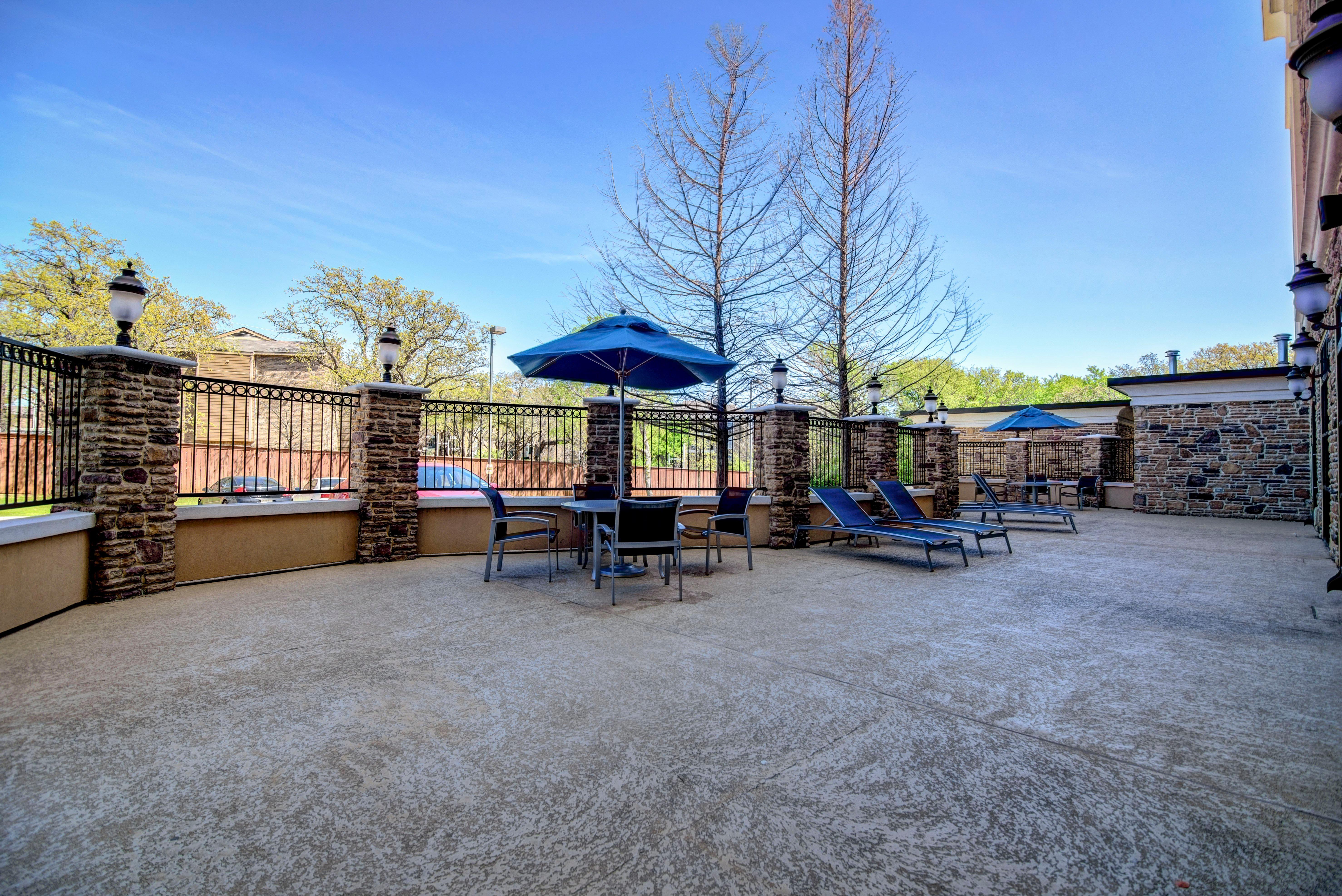 Holiday Inn Arlington Northeast By Ihg Экстерьер фото