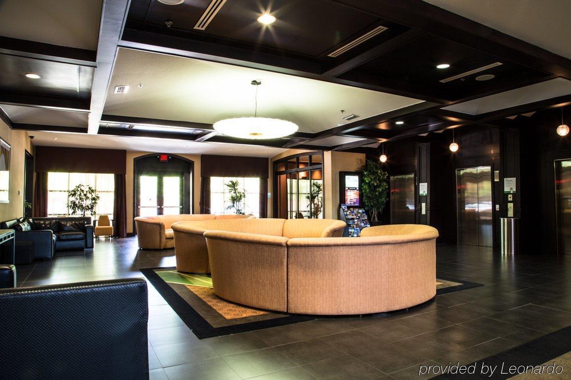 Holiday Inn Arlington Northeast By Ihg Экстерьер фото