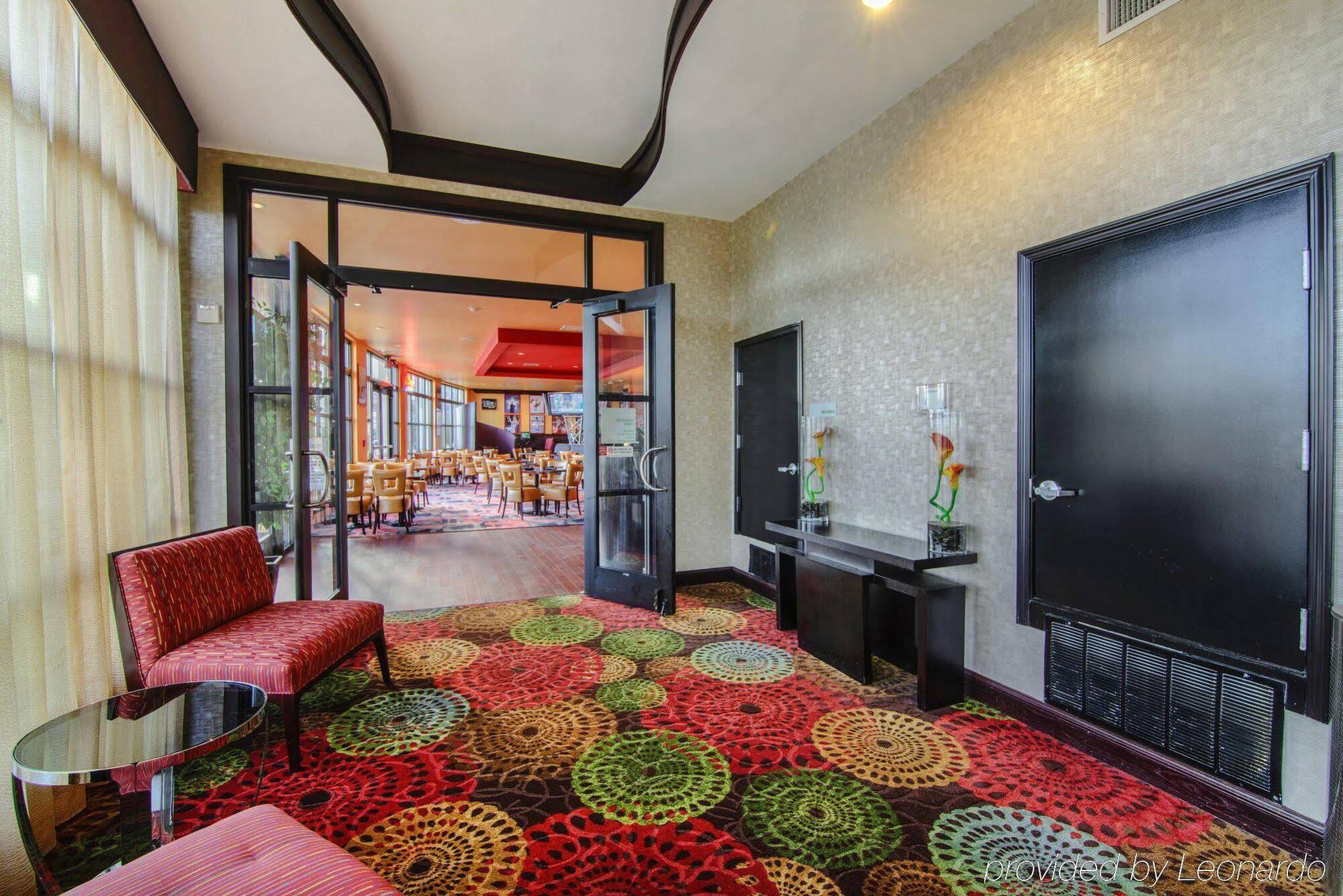 Holiday Inn Arlington Northeast By Ihg Экстерьер фото